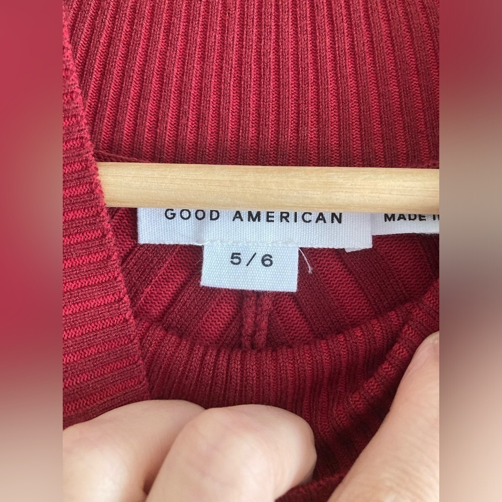 Good American Ribbed Midi Keyhole Dress Stretch in Team Cardinal 5/6 NWT - Picture 7 of 11